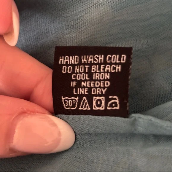 Tolani Trianta Embroidered Dress Size Large - Picture 8 of 9